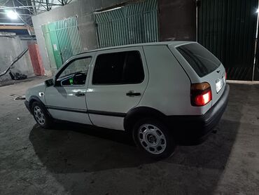машина ауди: Volkswagen Golf: 1992 г., 1.6 л, Механика, Бензин