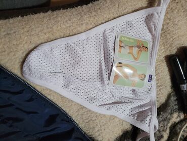 majica s: M (EU 38), Thongs