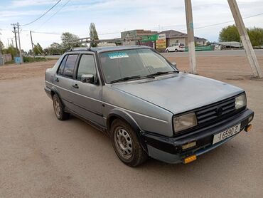 ниссан автомобиль: Volkswagen Jetta: 1991 г., 1.8 л, Механика, Бензин, Седан