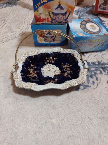 Şəkər qabları: Qızılı naxışlı porcelan dəst parçaları - Material: incə porselen - — 4