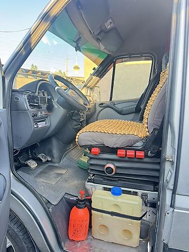 mercedesbenz sprinter каратиш: Mercedes-Benz Спринтер: 2002 г., 2.7 л, Механика, Дизель, Фургон — 10