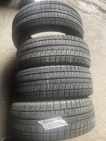 Шины: Шины 205 / 55 / R 16, Зима, Б/у, Комплект, Легковые, Япония, Bridgestone