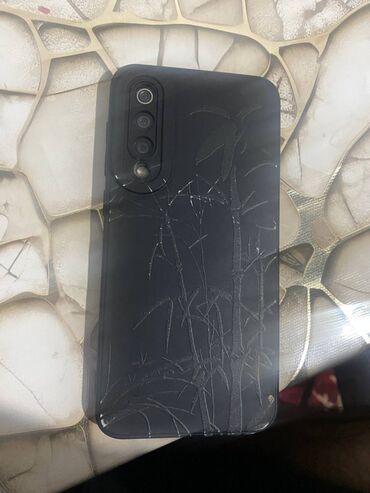 samsung z flip 4 цена в бишкеке бу: Xiaomi, Mi 9 SE, Б/у, 64 ГБ, цвет - Серебристый, 2 SIM