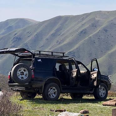 Toyota 4Runner: 1998 г., 3.4 л, Автомат, Бензин, Внедорожник