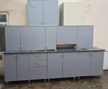 стеклянный фартук для кухни: Metbex mebeli satilir 360azn.Olcu 3.40.Soyducunun ust şkafi ile bir