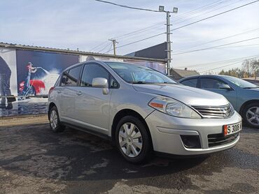 продаю с доплатой мне: Nissan Tiida: 2011 г., Автомат, Бензин, Хетчбек
