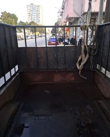 QAZ: QAZ 24 Volga: 5.5 l | 1986 il 22222 km Pikap — 10