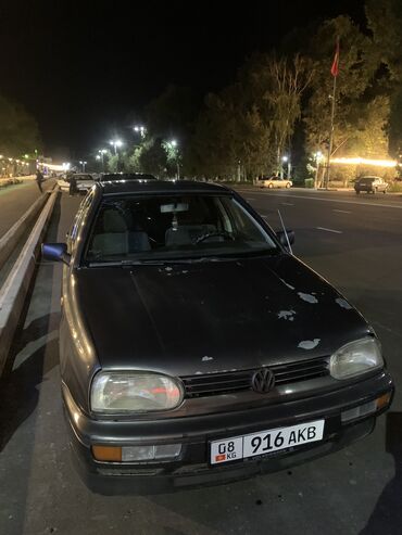 volkswagen jetta: Volkswagen Golf: 1993 г., 1.6 л, Механика, Бензин