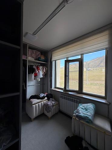 Продажа таунхаусов: Продаётся современный таунхаус в селе Беш-Кунгей Площадь: 130 м² — 3