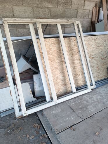 дом двух этажный: Пластиковые окна продаются 147 ширина высота 160см. второй высота