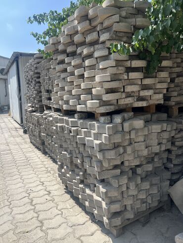 заборы из камня в сетке: Брусчатка
