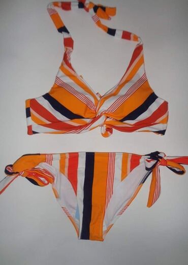 Kupaći kostimi: Kupaci novi
Pitati za velecine — 16