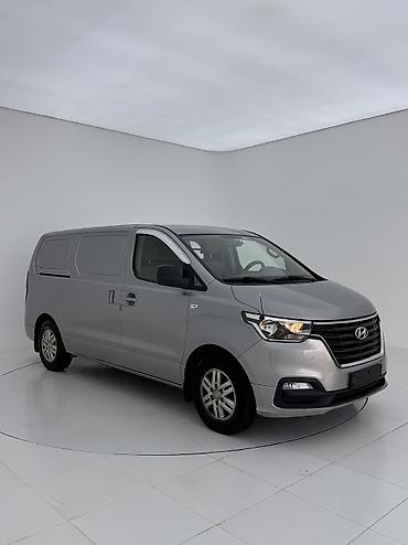 Hyundai: Hyundai Starex: 2019 г., 2.5 л, Автомат, Дизель, Фургон — 2