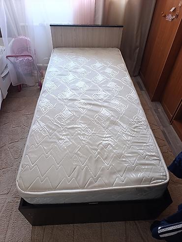 Керебеттер: Односпальная кровать с матрасом и с двумя огромными полками - Размер — 2