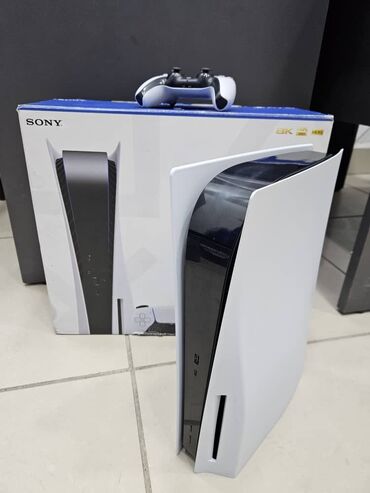 плейстейшан 4: Playstation 5 с дисководом Память: 1тб 1 джойстик с коробкой и все