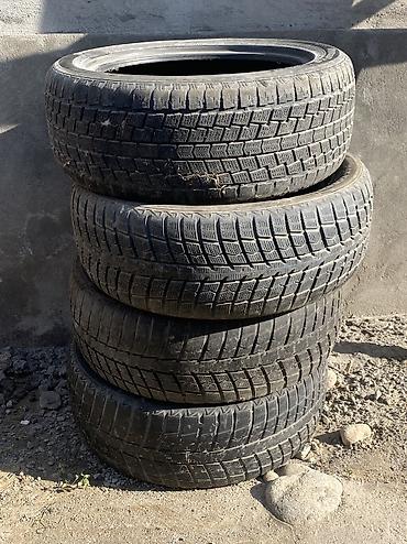Шины и диски: Шины 265 / 50 / R 20, Зимняя шипованная, Б/у, Комплект, Внедорожные (АТ/МТ), Корея, LINGLONG — 1