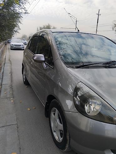 широкая морда: Honda Fit: 2003 г., 1.5 л, Вариатор, Бензин, Хэтчбэк — 2