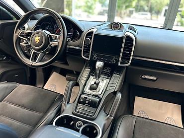 Porsche: Porsche Cayenne: 2017 г., 3.6 л, Автомат, Бензин, Кроссовер at lalafo.kg — 4 Porsche: Porsche Cayenne: 2017 г., 3.6 л, Автомат, Бензин, Кроссовер — 4