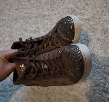 Women's Sneakers and athletic shoes: Guess, 39, bоја - Braon — 4