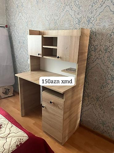 ayakkabi refi: Kompyuter/iş masası – taxta dekorlu, funksional dizayn. - Üst hissədə — 1