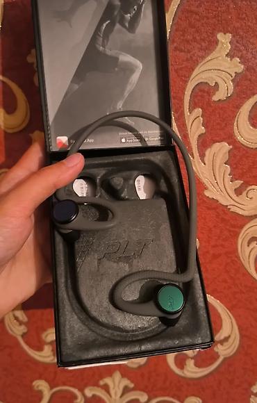 naushnik bluetooth: Plantronics (PLT) BackBeat seriyalı simsiz idman qulaqlığı - Boynun — 1