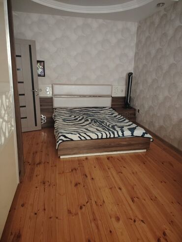 Yelləncəklər: İşlənmiş, Divan-yelləncək, Zontikli, Metal — 10