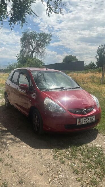 Honda: Honda Fit: 2002 г., 1.5 л, Автомат, Бензин, Седан