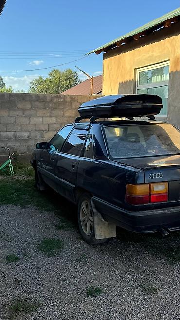 Унаа сатуу: Audi 100: 1988 г., 2.6 л, Кол менен иштөөчү, Бензин, Седан — 1
