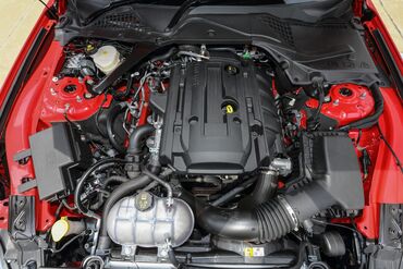 сапог двухскатная: Бензиновый мотор Ford 2.3 л, Б/у, Оригинал, США