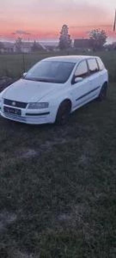 sa staklom: FIAT STILO VRATA VISE BOJA | Cena je po komadu za gola vrata — 2