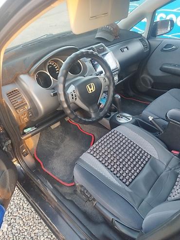jeep compas: Honda Fit: 2006 г., Автомат, Бензин, Хэтчбэк — 4