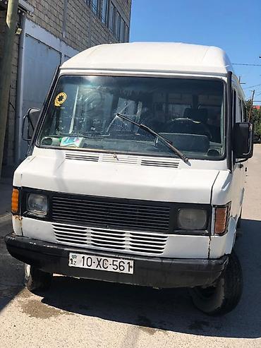 mercedes sprinter 7 1: Ağ rəngli mikroavtobus/van. Xüsusiyyətlər: - Uzun və yüksək damlı — 5