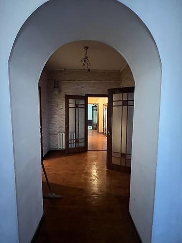 Долгосрочная аренда домов: Сдается 3 комнатный дом есть баня душ 2 порковочных мест просторный с — 3