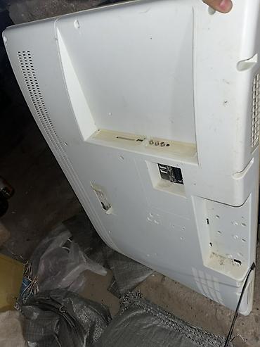 televizor stend: Ekrandı deyəsən açmır aşağı edərəm REGAL markalı LCD televizor - — 2