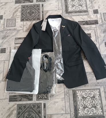 витамины для роста костей: Мужской костюм, 3XL (EU 46), Новый, цвет - Черный, Самовывоз, Платная доставка