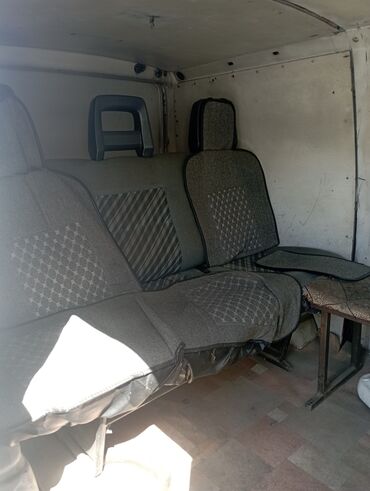 Volkswagen: Volkswagen : 2000 г., 2.4 л, Механика, Дизель, Минивэн — 4