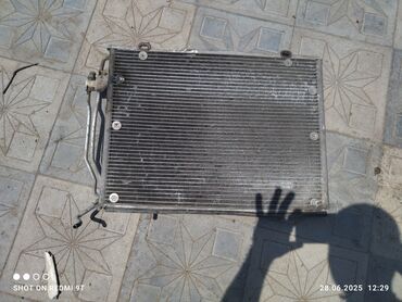 Kondisioner radiatorları: Mesedes W202 kondisaner radiatoru işlek veziyyetdedi. 2.2 cdi