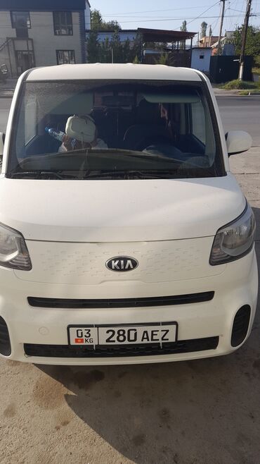 срочно продаю машины: Kia Ray: 2019 г., 0.1 л, Автомат, Бензин, Минивэн