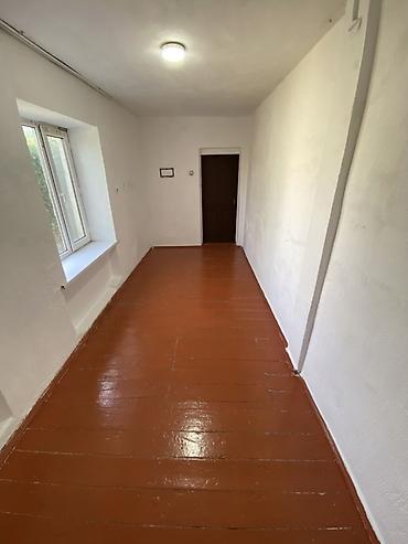 моя: 🏠 Продаётся 2-комнатная квартира в Ивановке 📍 Район станции 📐 Площадь — 8