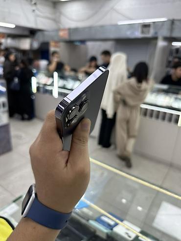 Apple iPhone: IPhone 14 Pro Max, Б/у, 256 ГБ, Deep Purple, Зарядное устройство, Защитное стекло, Чехол, В рассрочку, 79 % — 5