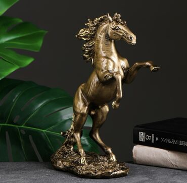 коный спорт: Фигура "Конь на дыбах" цвет бронза,матертал полистоун 27х10х32см