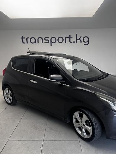 spark 1: Chevrolet Spark: 2015 г., 1 л, Автомат, Бензин, Хэтчбэк — 2