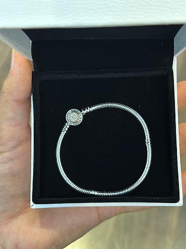 Серебряные браслеты: Пандора 925 проба Серебро С оформлением (в комплекте фирменный — 7