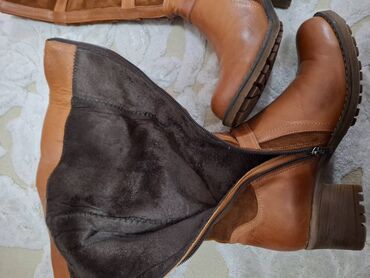 Çəkmələr: Ölçü: 40, Yeni — 13