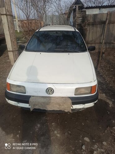 Volkswagen: Volkswagen Passat: 1990 г., 1.8 л, Механика, Бензин, Универсал