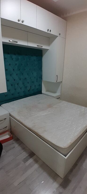 Uzunmüddətli kirayə mənzillər: 9cu mərtəbənin 3 mərtəbəsi Ancaq ailəyə verilir bütün əşyaları qalacaq — 4