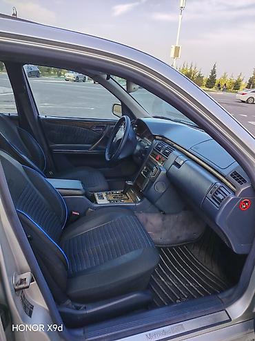 Mercedes-Benz: Mercedes-Benz E-Class: 3.2 l | — 14