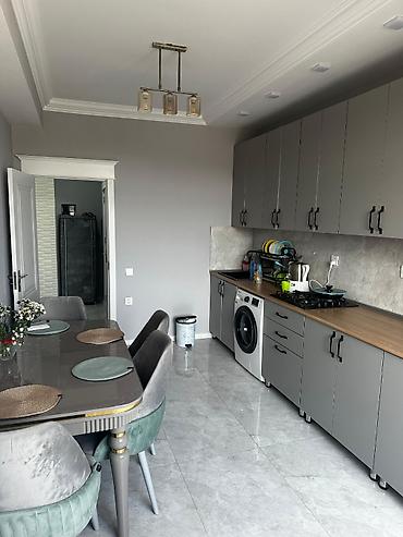 azadliq ev: 2 otaqlı, Yeni tikili, 70 kv. m — 10