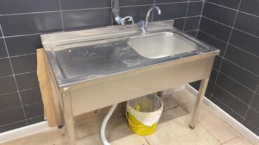 Digər mağaza avadanlığı: Market vitrin ve avadanlıqlar tecili deyerinden aşağı satılır real — 1