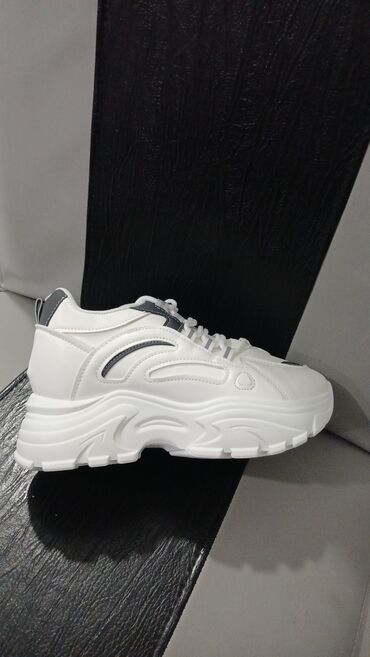 женские кроссовки nike downshifter: 🩷 Qadın Fashion Krasofkası – Sadəcə 15 AZN! Zərif dizaynı və